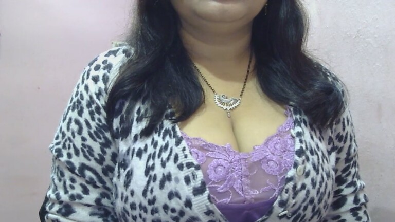 DesiRani099's Streamate show and profile