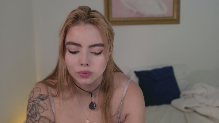 AlicePayne's Streamate show and profile