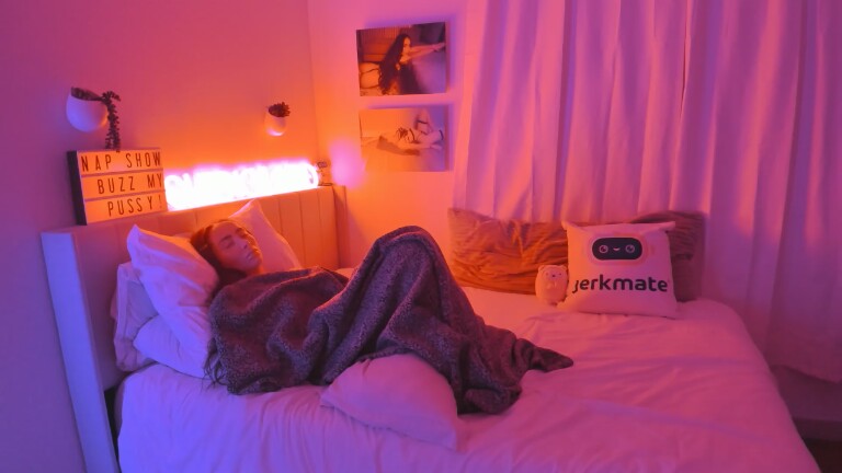 QueenChloeXO's Streamate show and profile