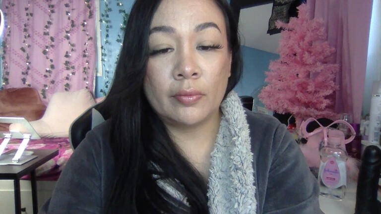 LanaLynnCouture's Streamate show and profile